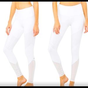 NWT ALO Yoga Sheila Legging L